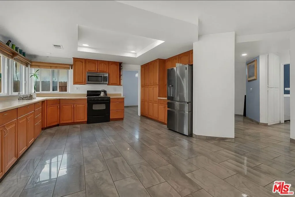 3134 Maricotte Drive, Palmdale, California 93550 home-pic-14